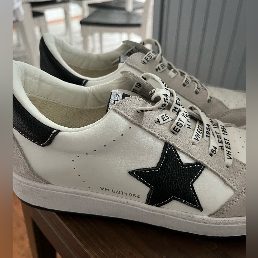 Women’s Vintage Havana sneakers